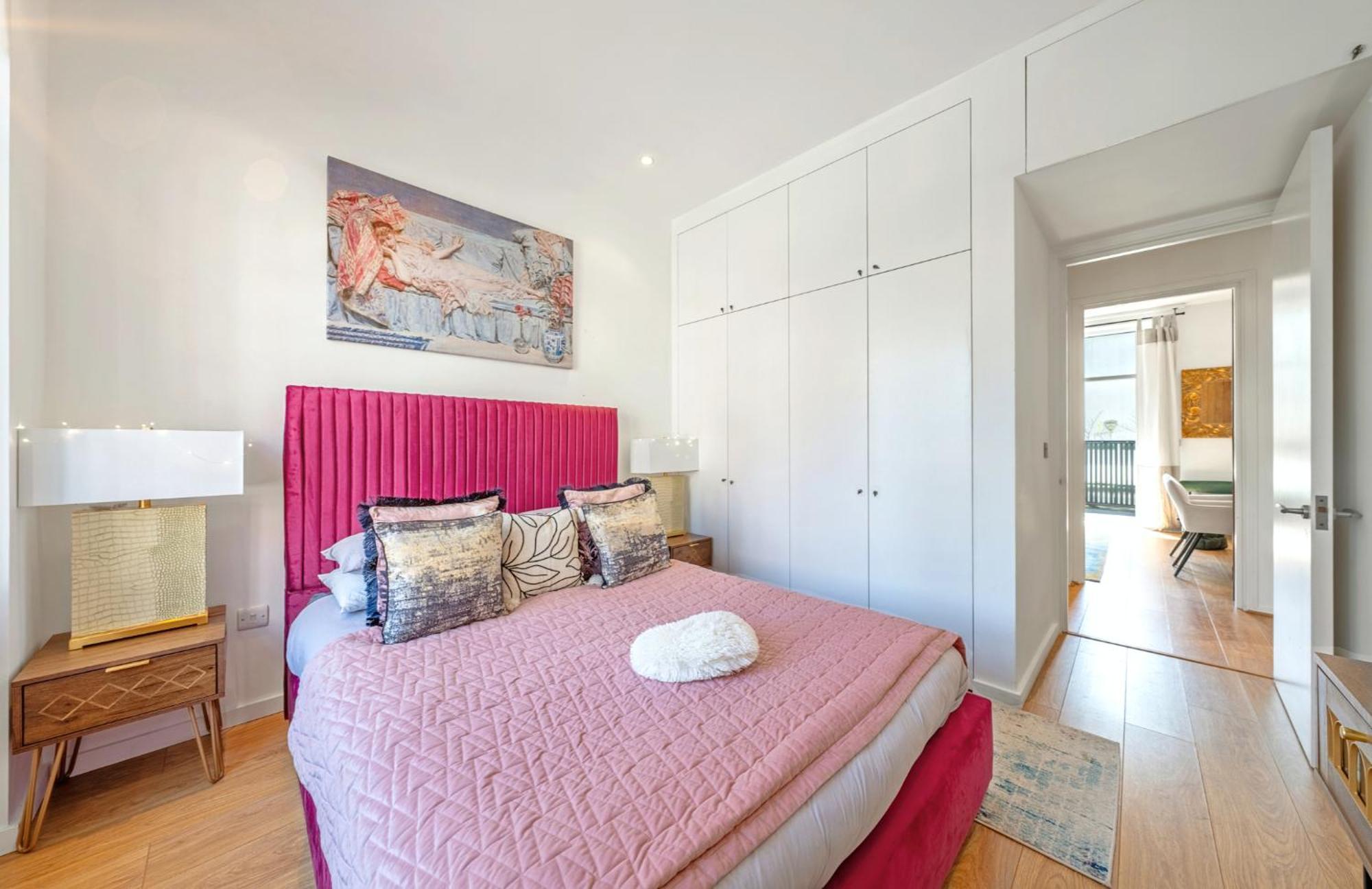 Апартаменты Designer Victorian Flat With Huge Terrace Лондон Экстерьер фото
